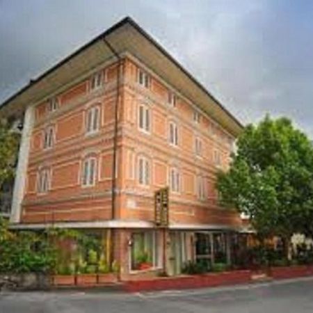 โฮเต็ล กาซา รอสซา Hotel มอนเตกาตินี แตร์เม ภายนอก รูปภาพ